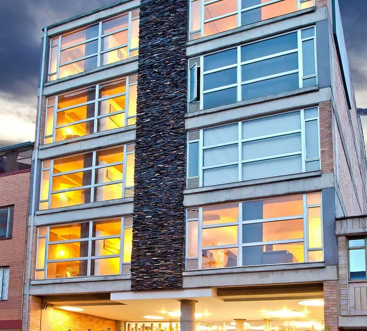 Estelar Apartamentos Aeropuerto Bogotá
